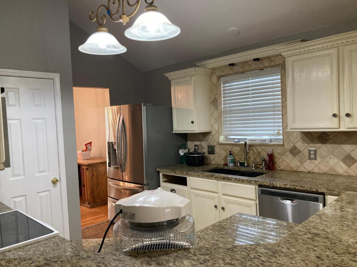 Adorable Home Away From Home Corpus Christi Bagian luar foto